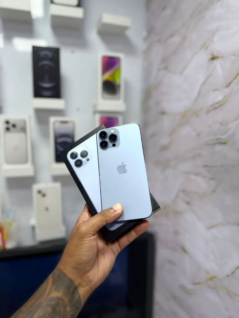 iPhone13 Pro Max 256GB SIMフリー Amazon | 【整備済み品】 Apple iPhone 13 Pro Max 256GB シルバー SIM