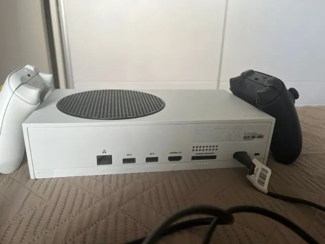 Xbox Series S - Excelente Estado + 2 Controles + Cabo - Foto 5