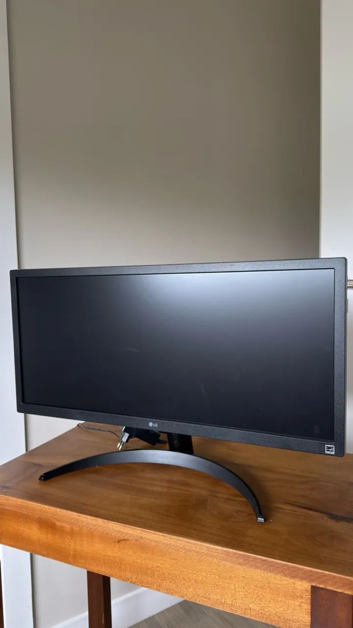 Monitor LG UltraWide 26