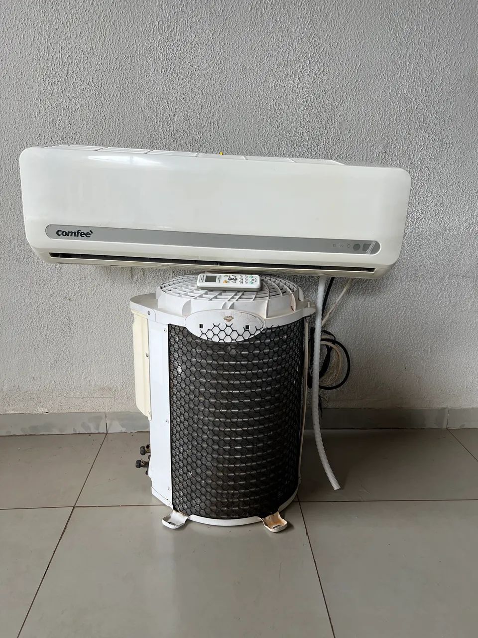 Ar condicionado marca Comfee 12 mil BTus  - Foto 2