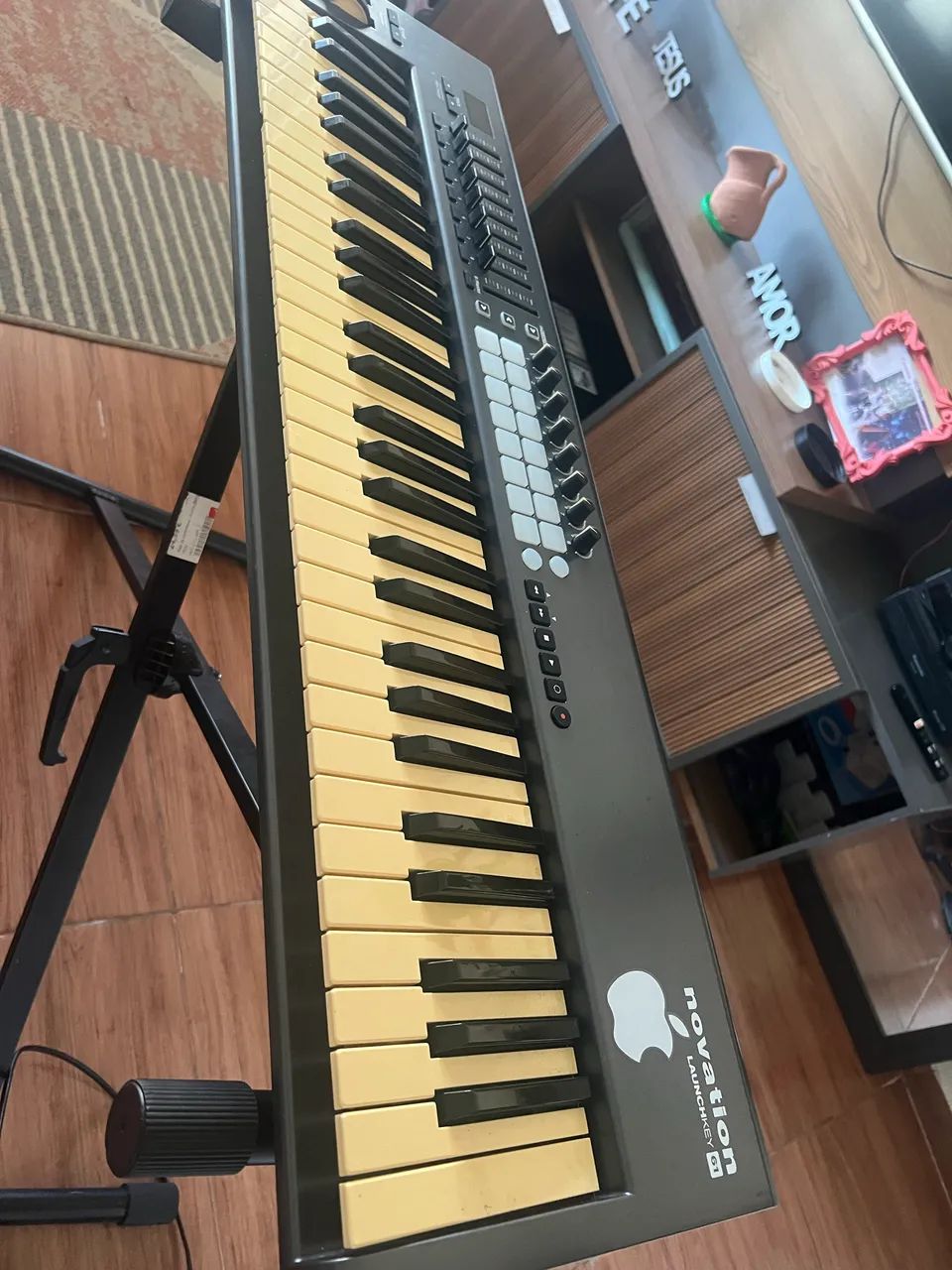 Controlador Midi Novation  - Foto 5