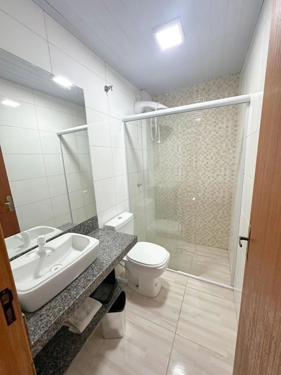 Quarto privado com cozinha compartilhada 5km da Guarda do Embaú  - Foto 3