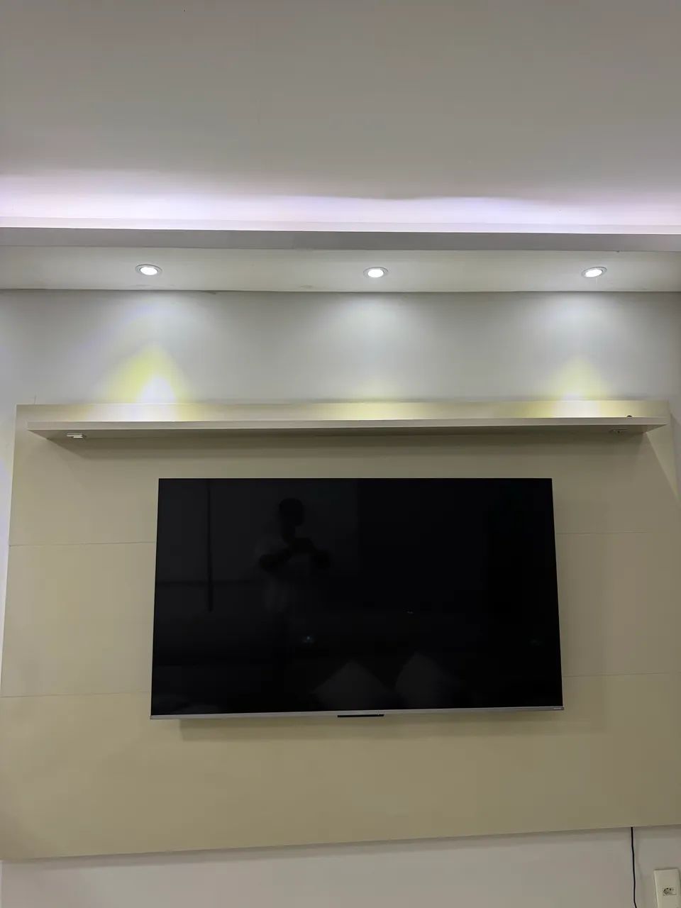 PAINEL TV 2.2M 453011776303933440