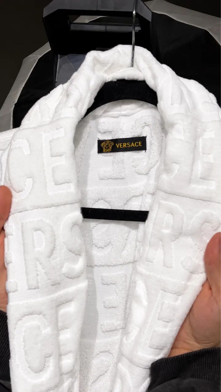 roupão versace barroco longo branco - Foto 4