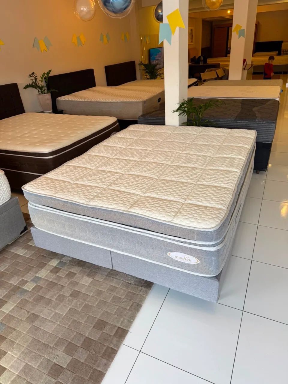 Cama box Queen Size MAXFLEX SEMINOVA TOP - ENTREGAMOS  - Foto 4