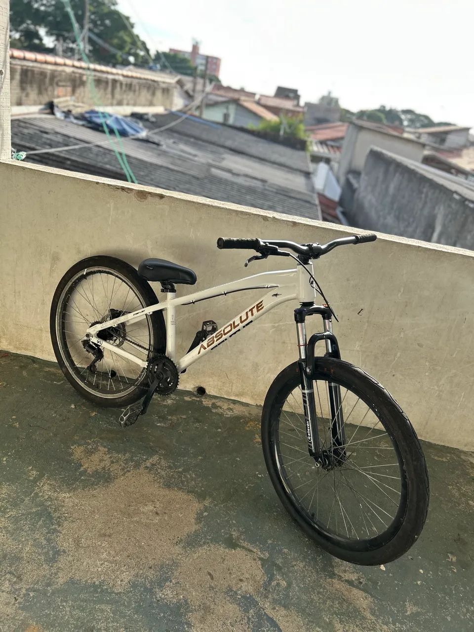 BIKE ABSOLUTE BRUTUS