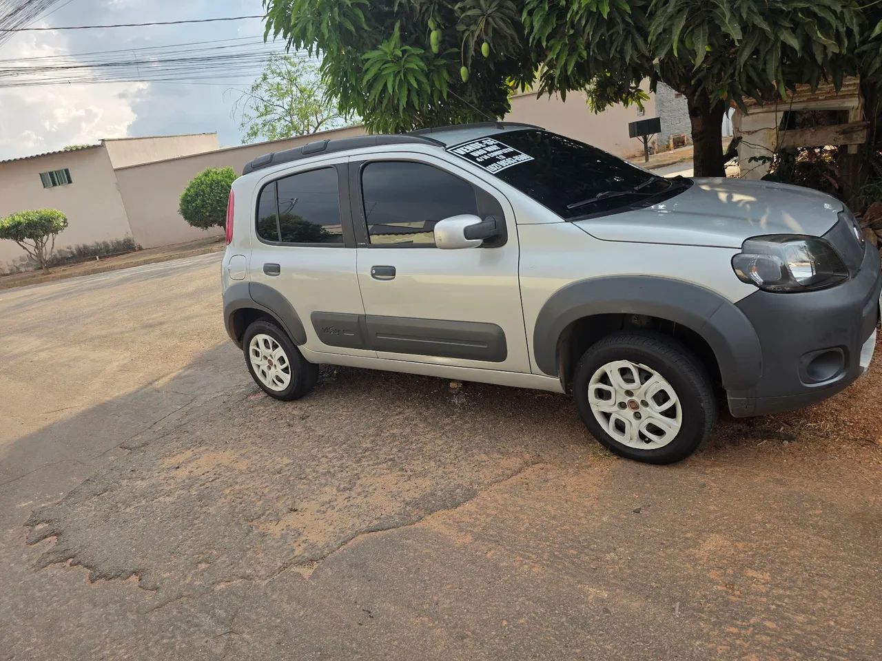 Fiat Uno UNO WAY Celeb. 1.0 EVO Fire Flex 8V 5p 2014