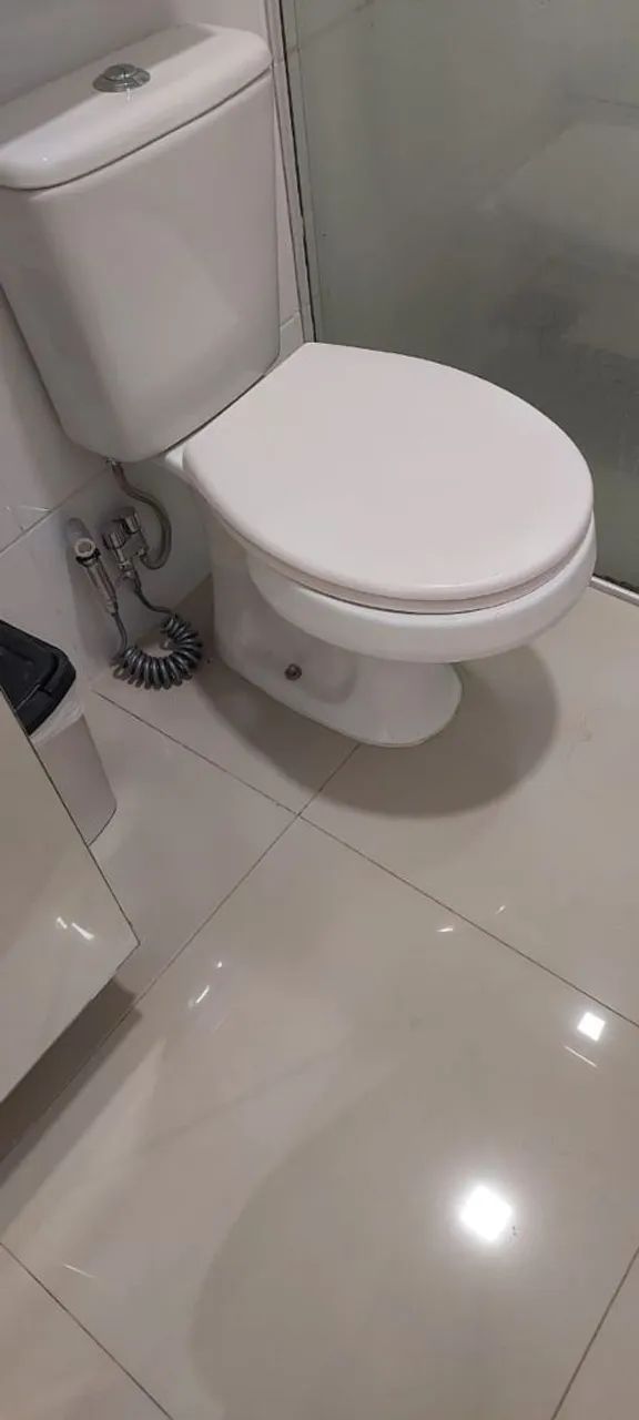 Vaso sanitário deka com assento Deca  - Foto 2