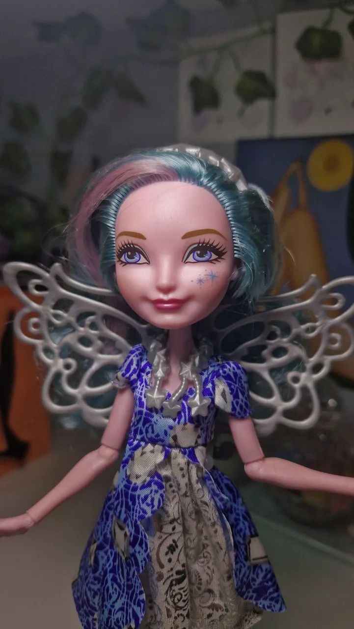Farrah Goodfairy básica - Ever After High - Boneca