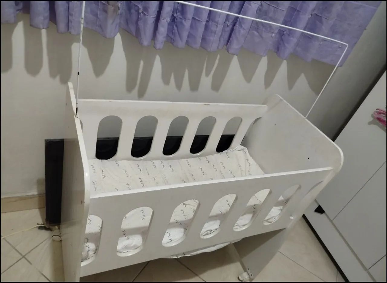 Mini berço com colchão  - Foto 2