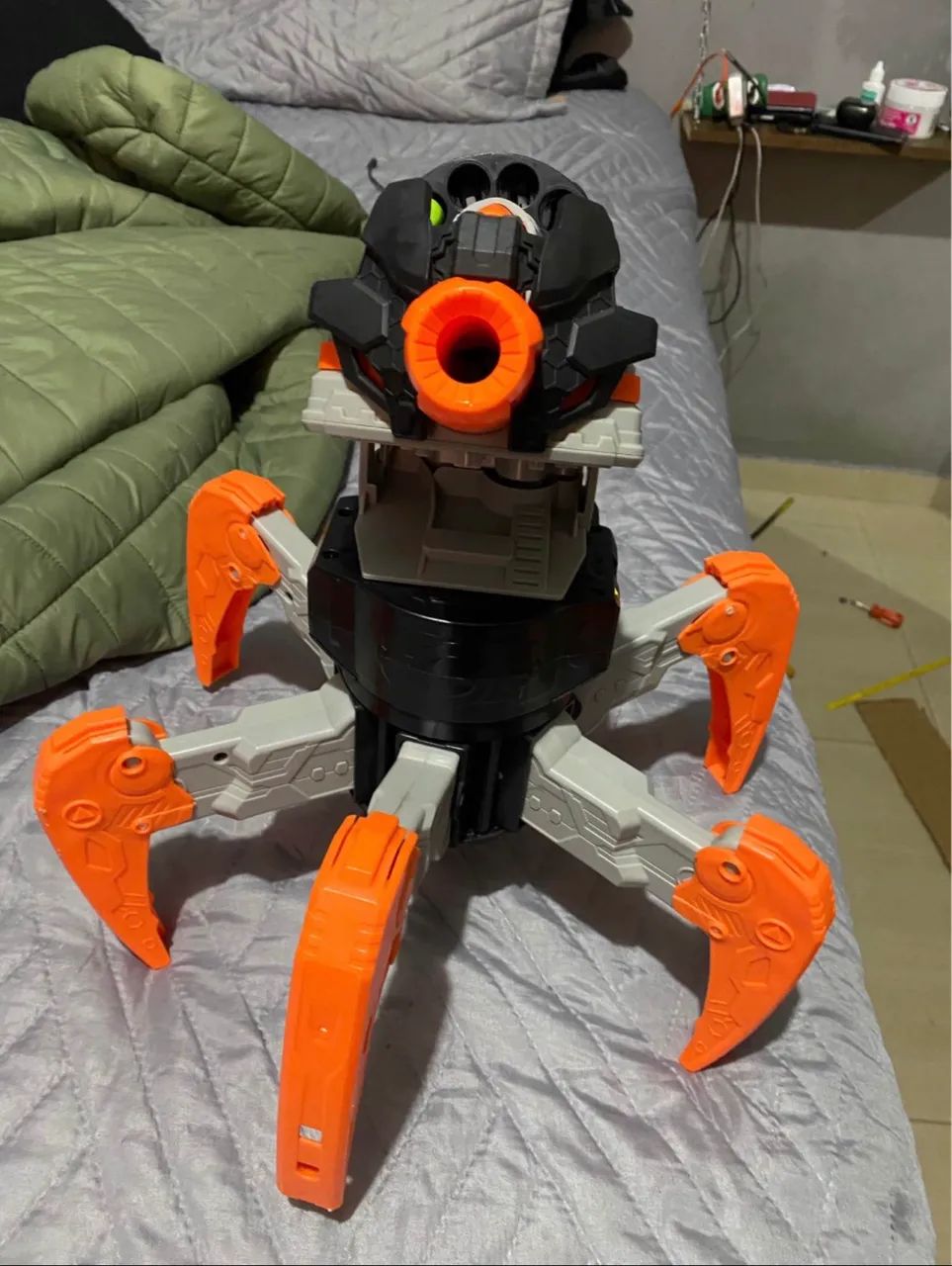 Robô aranha nerf