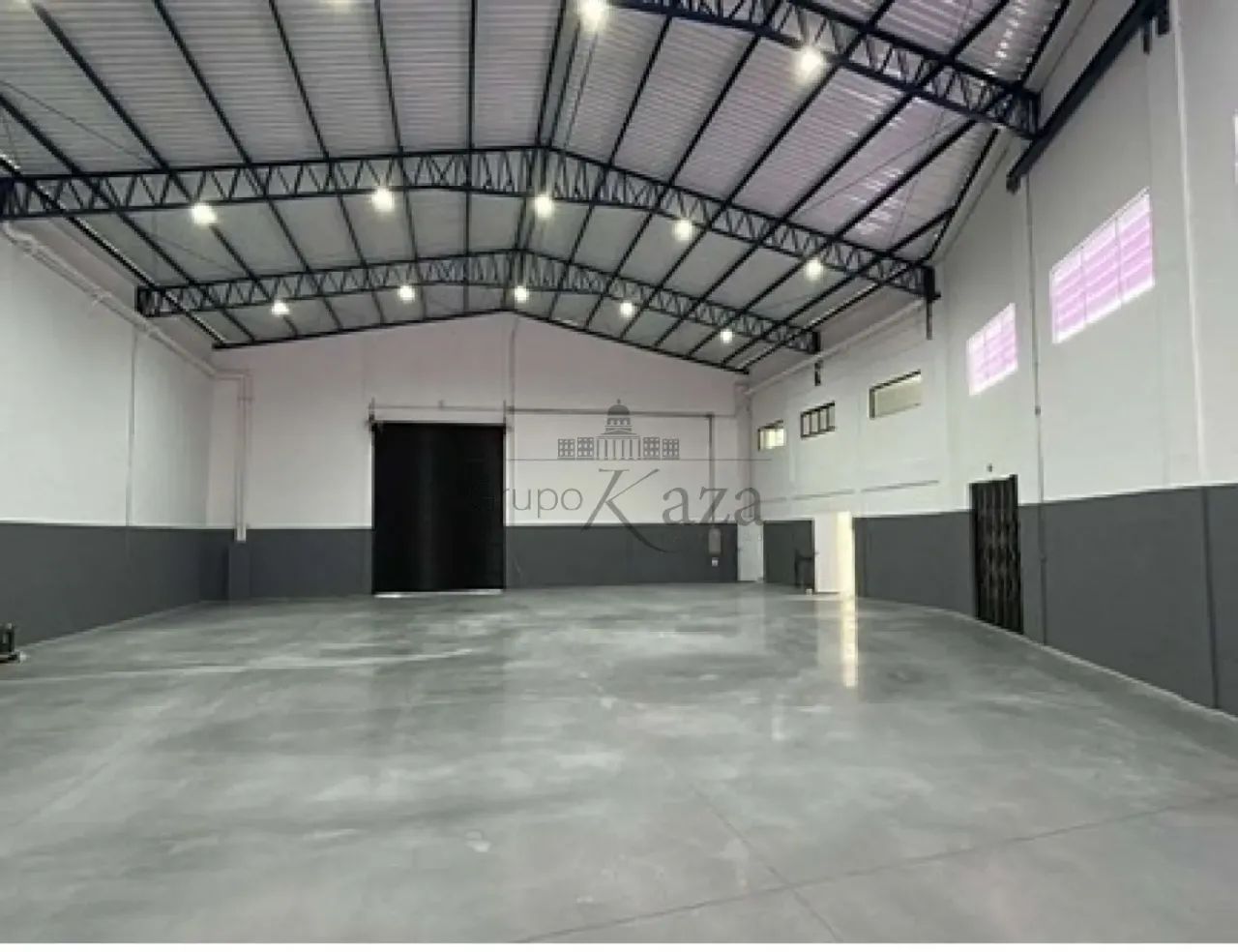 Galpão Comercial - Condomínio Multiplus Eldorado II - Rio Comprido - Jacareí - 750m². - Foto 2