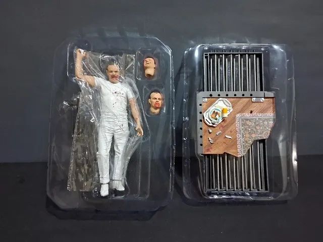 Action Figure Articulável Hannibal Lecter 21cm PVC Colecionável