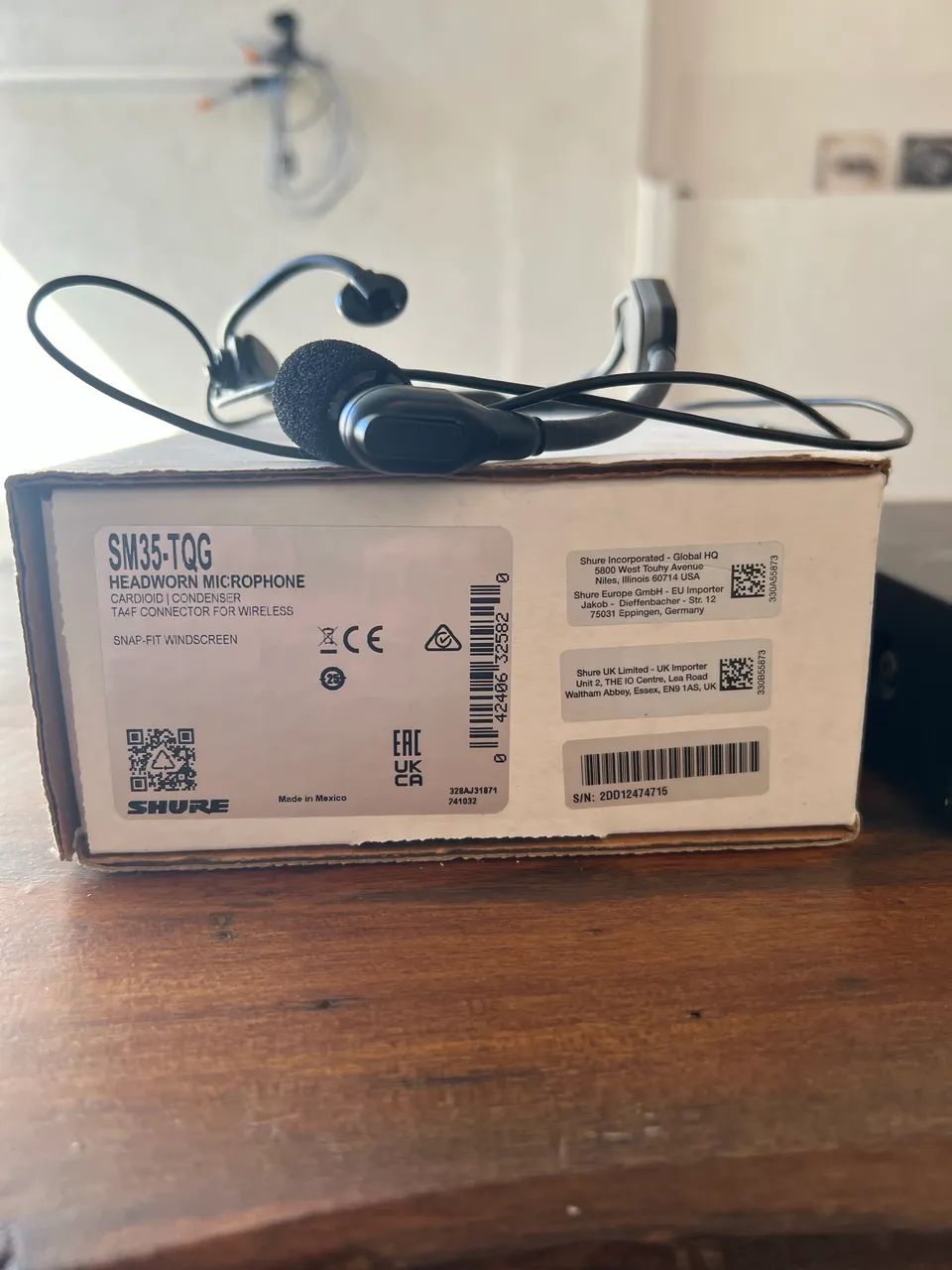Microfone Shure Headset , novo , com base e body pack - Foto 3