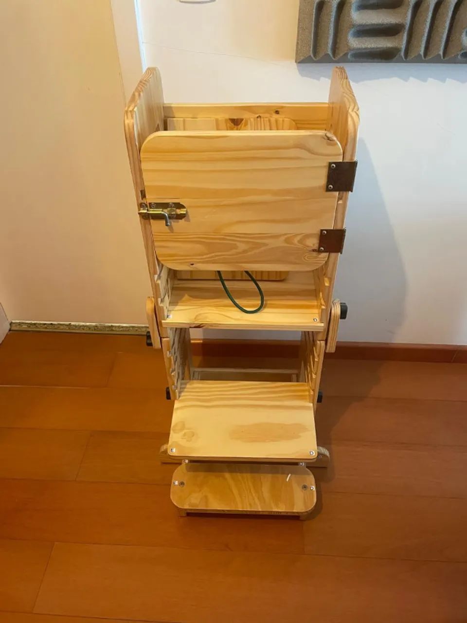 Torre de Aprendizagem Multi (torre montessoriana) - marca Madeira de Brincar
