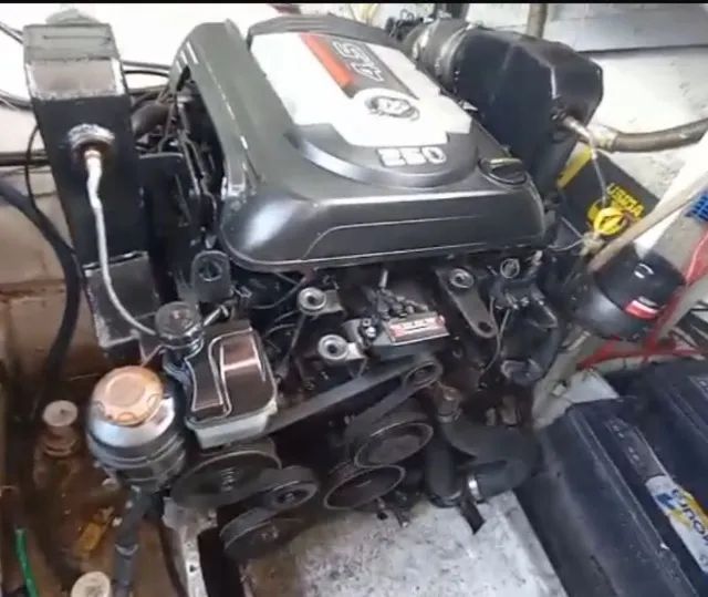 Parelha Mercruiser 250 HP 4.5 c/ Rabeta Braco trhee - SemiNovo - Foto 3
