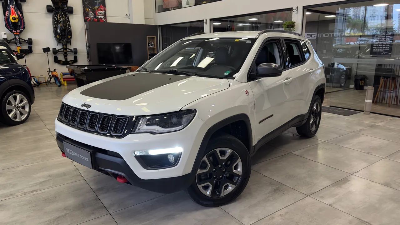 Jeep Compass Trailhawk 2.0 4X4 Dies. 16V Aut. 2018 - Foto 3