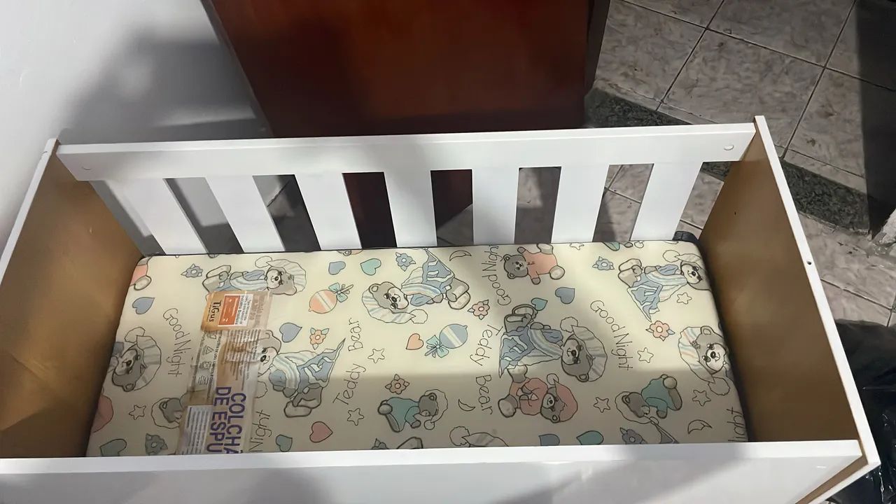 vendo mini berço , comprei mas nunca usei . em perfeito estado !