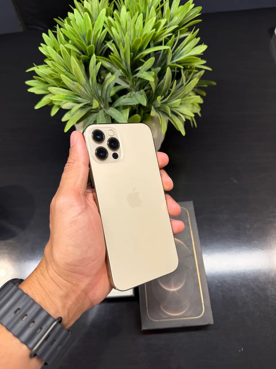 iPhone 12 Pro 128GB ゴールド 箱・ケーブル付 バッテリー77 iPhone 12 Pro 128GB | Bateria 77% | Gold | Caixa e Cabo Original