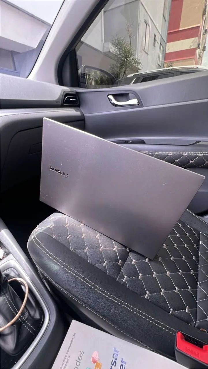 Notebook em perfeito estado, excelente oportunidade