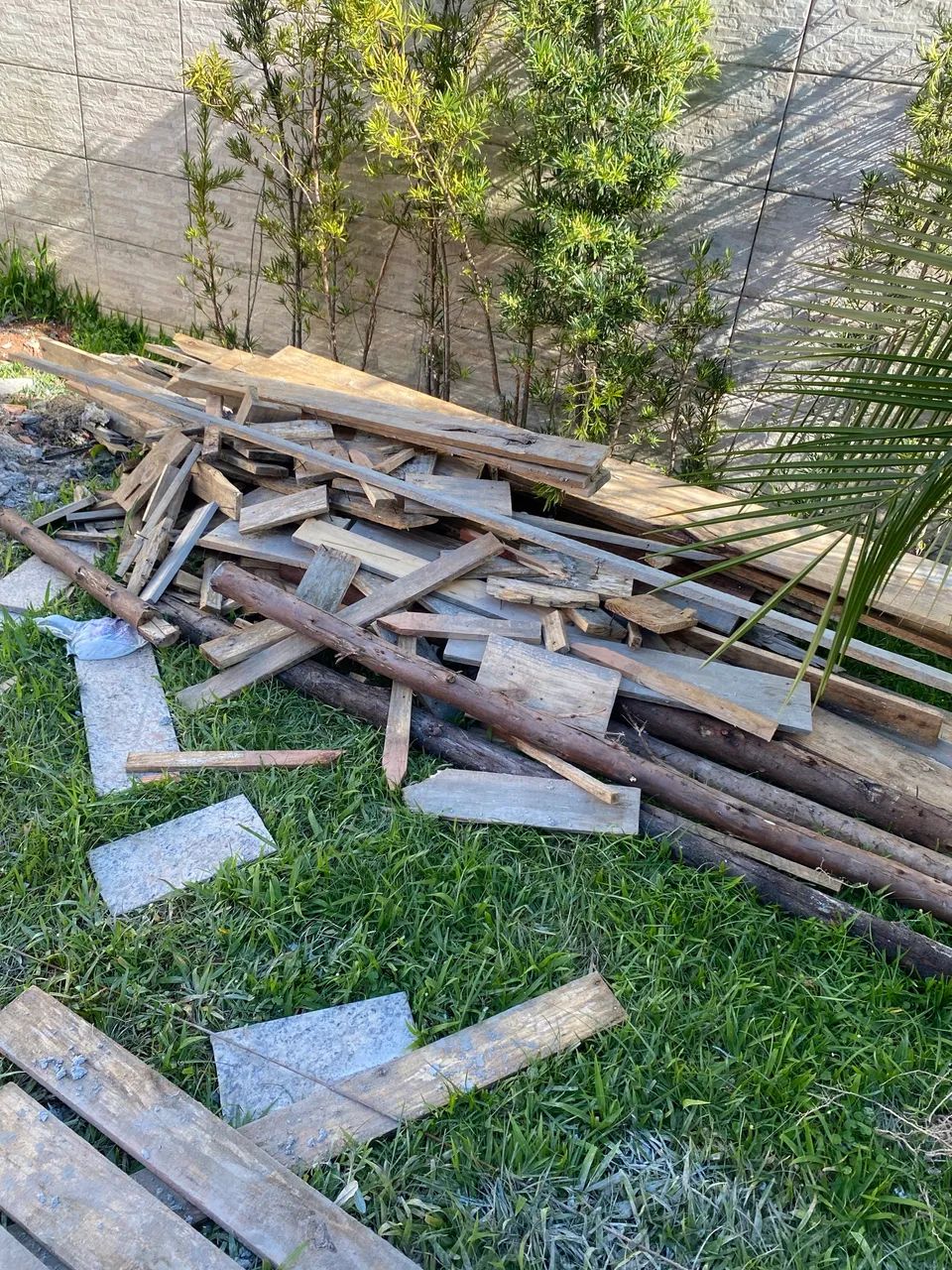 Doação de madeira de obra  - Foto 2