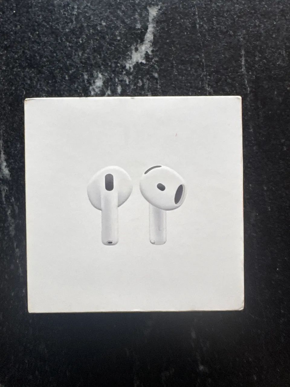 AirPods 4