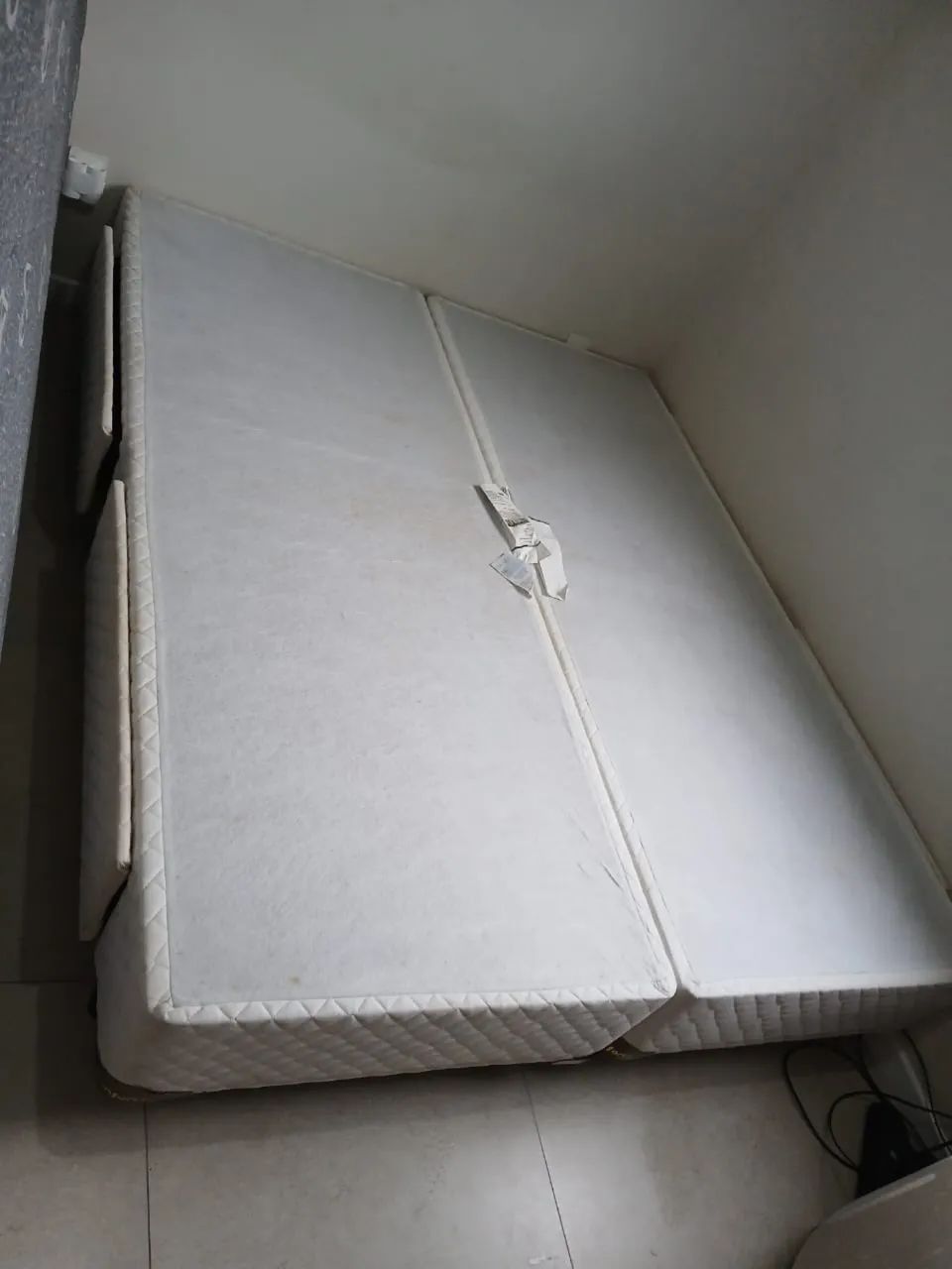 Base de Cama Queen bipartido com gavetas