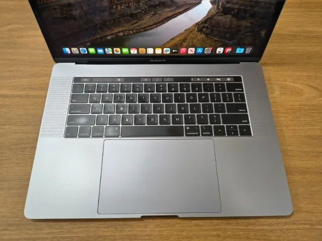 MacBook Pro 15,4 pol. 2019 com Core i9 | 32 GB RAM | SSD 512 GB