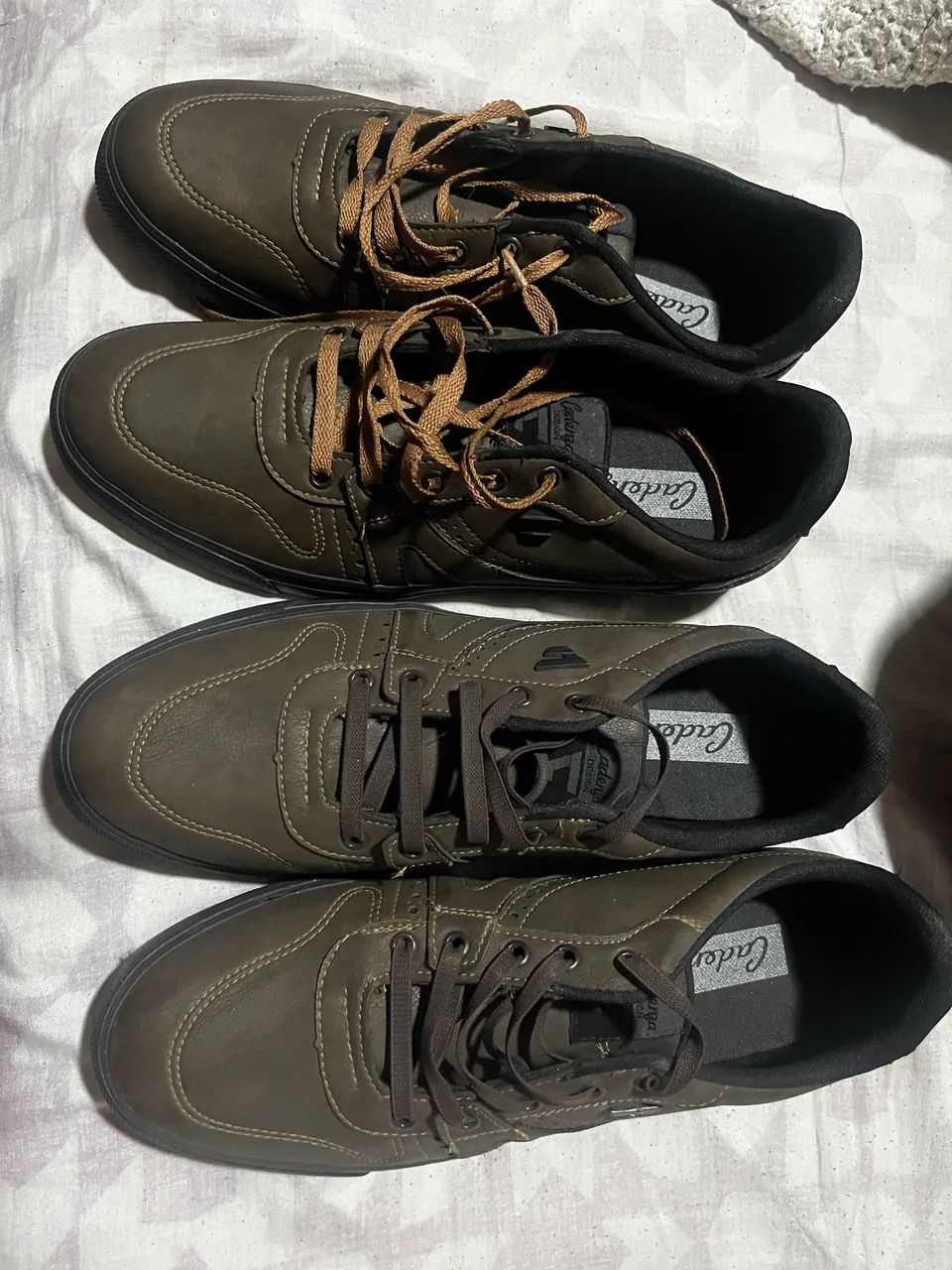 Tênis e bota - Foto 3