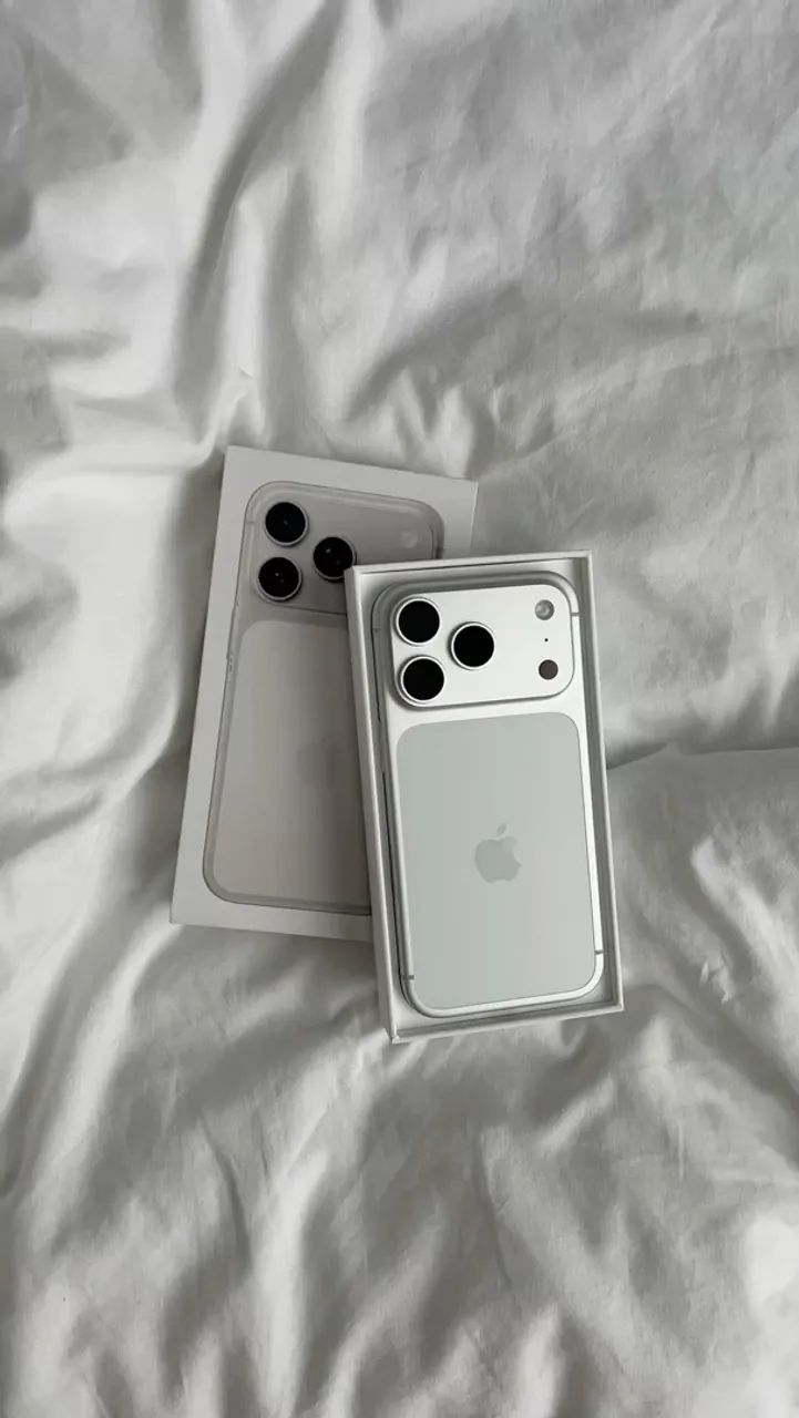 Vendo iphone 17 pro max novo 