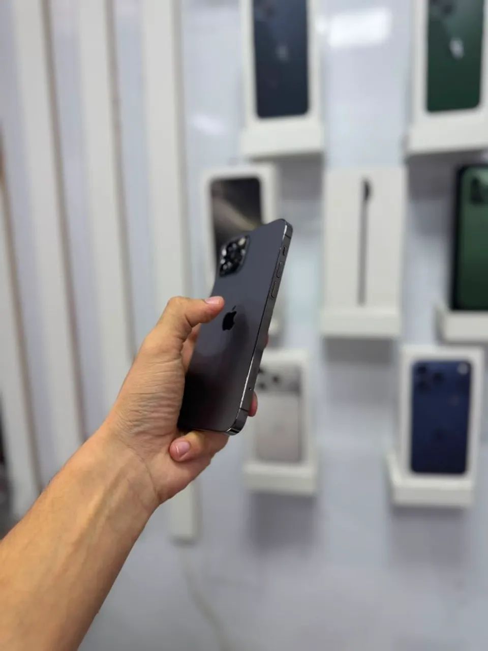 iPhone 12 Pro - 128GB <br>?2.100,00 - Foto 4