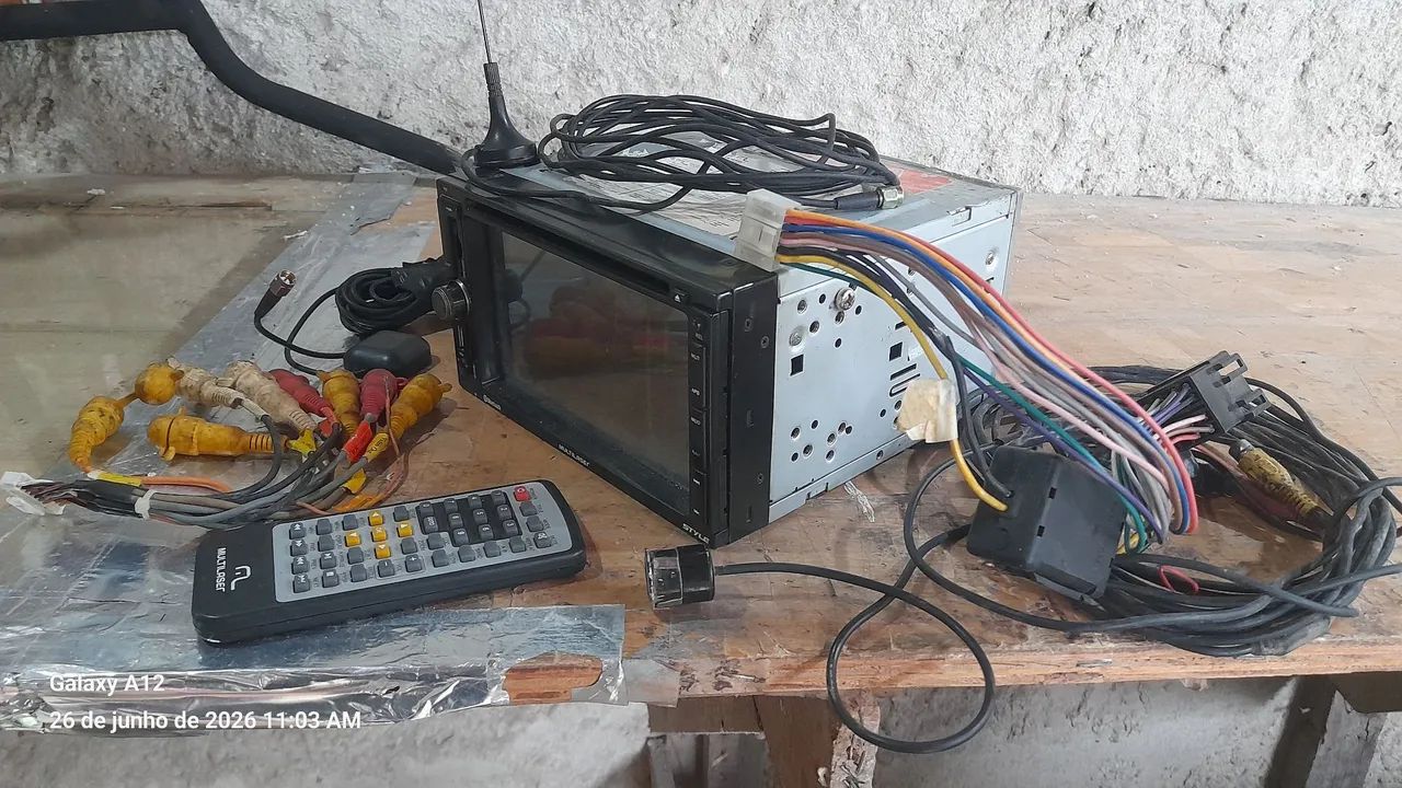 Vendo multilazer  com câmera de ré  - Foto 2