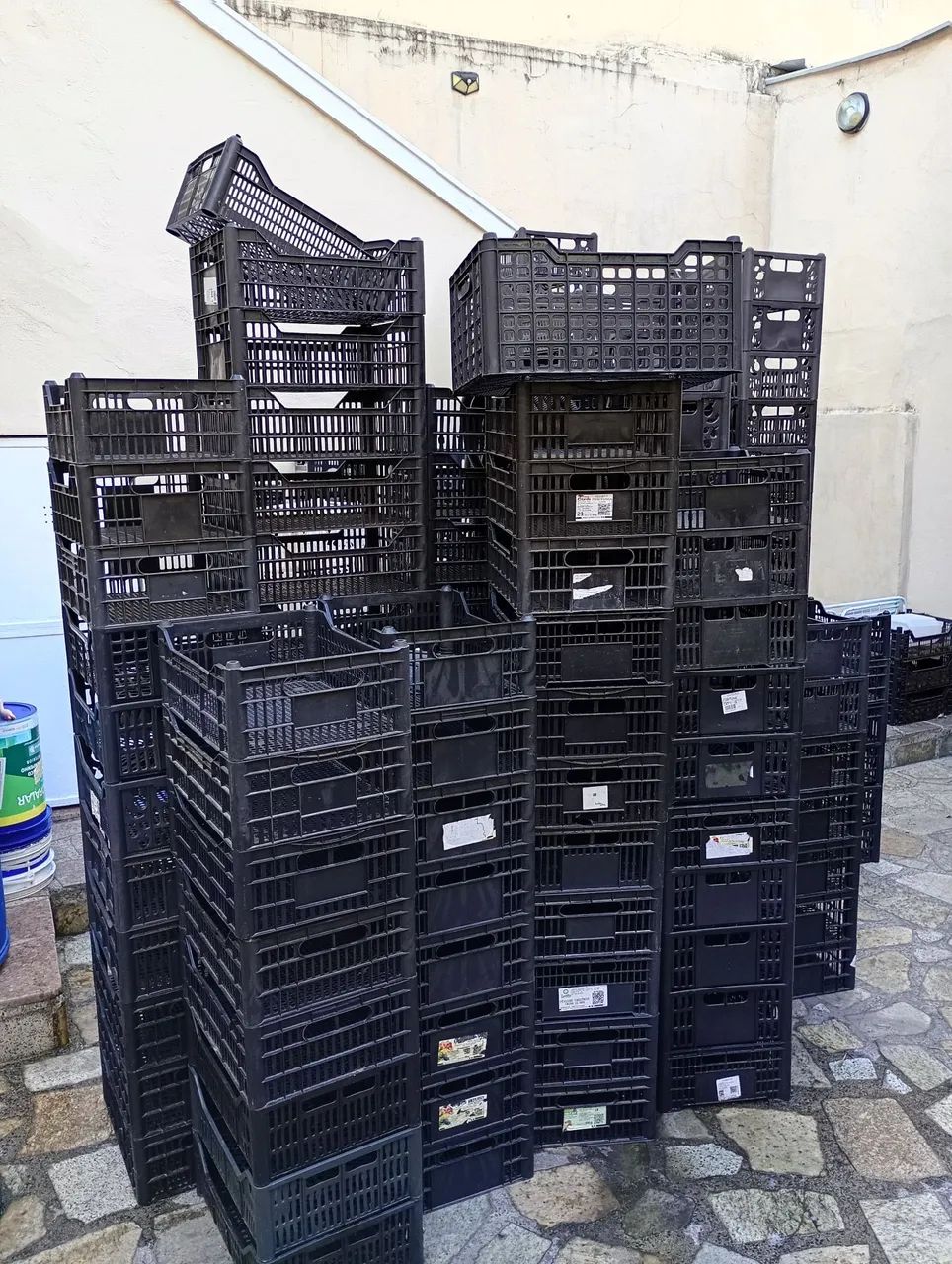 CAIXA PLÁSTICA PARA ORGANIZAR SEUS OBJETOS ESTOQUE DE FÁCIL ENCAIXE E EMPILHAMENTO LEVE - Foto 4