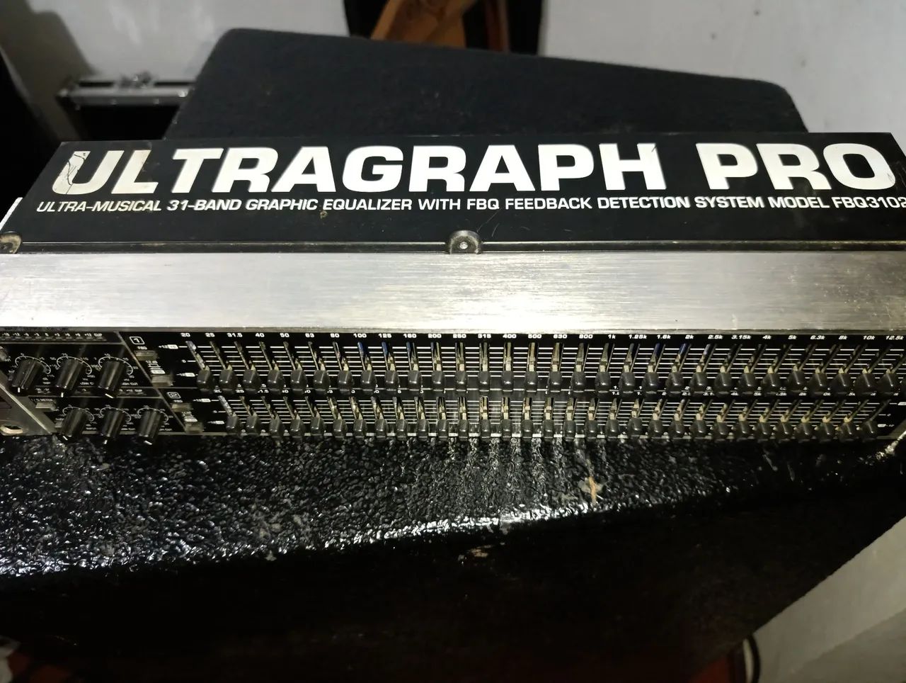 Equalizador Behringer FBQ3102 - Foto 2