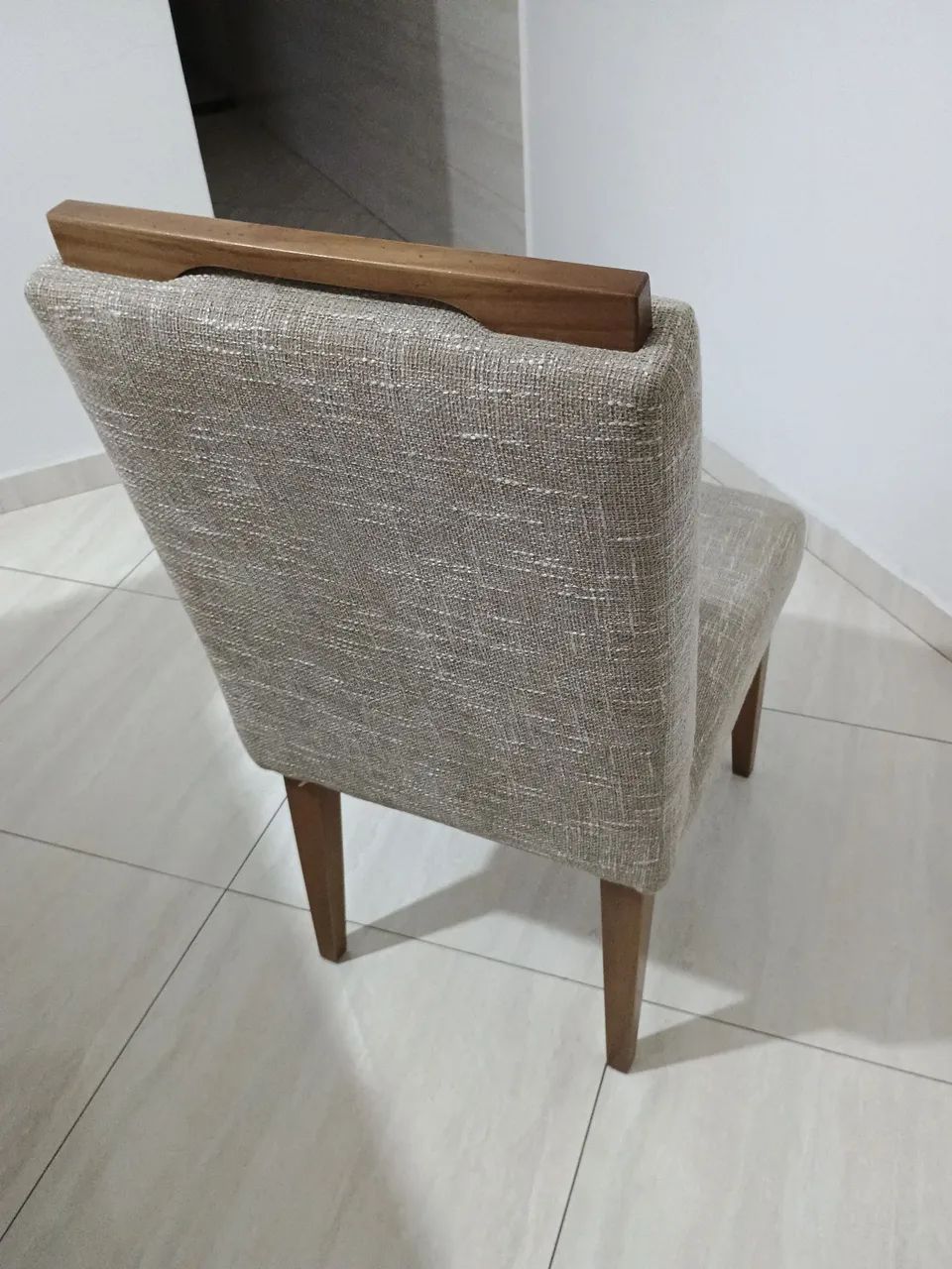 Vendo cadeiras de mesa de jantar  - Foto 2