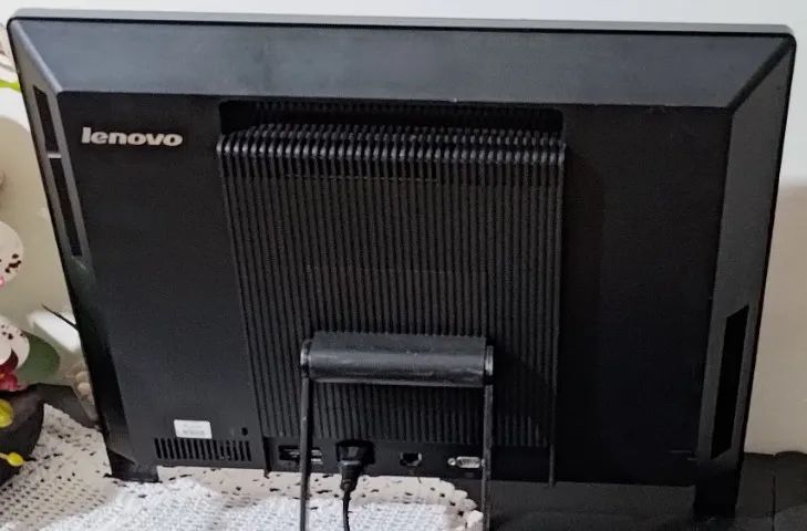 Computador Lenovo ThinkCentre Edge 71z All in One - Foto 2