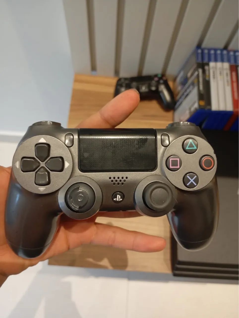 PS4 PRO 1TB - Foto 3