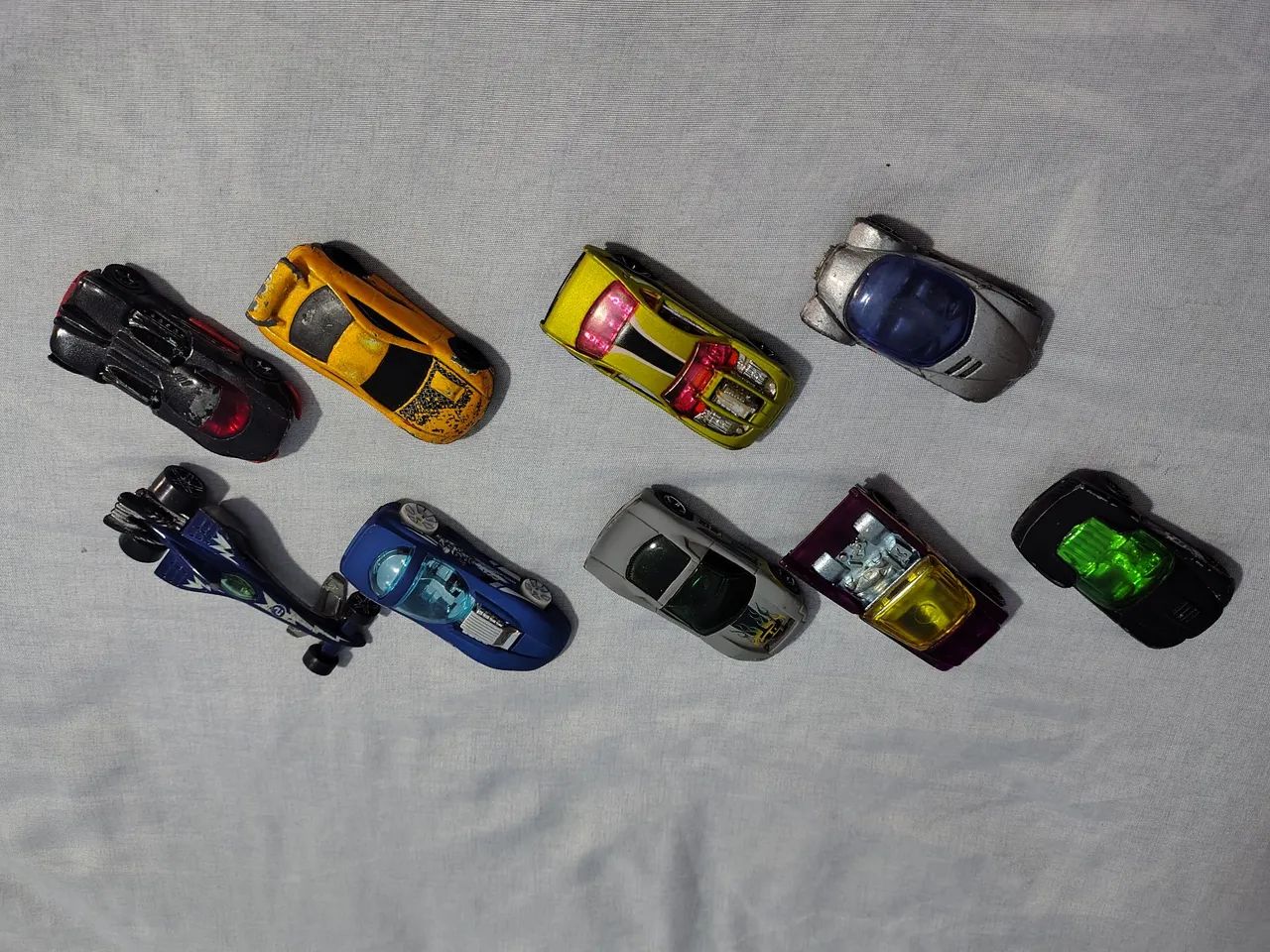 Lote Hotwheels via 35 ps2 vídeo game - Foto 2