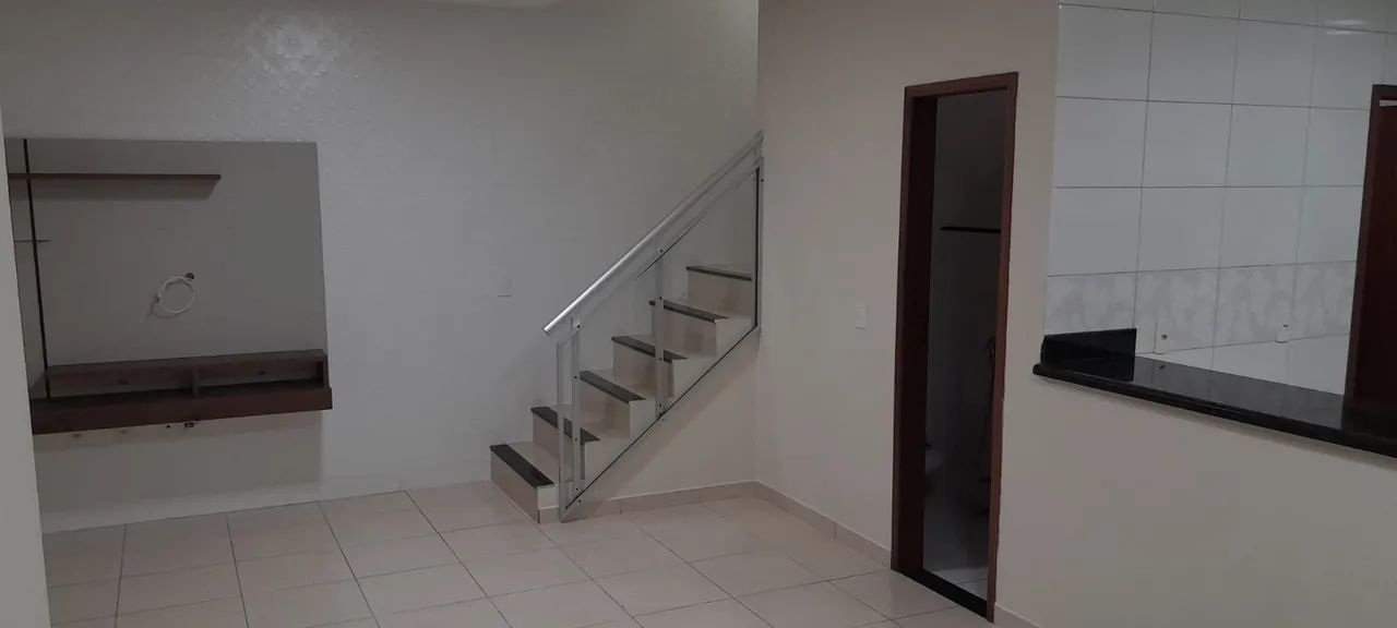 Casa de três quartos com suíte - Foto 2