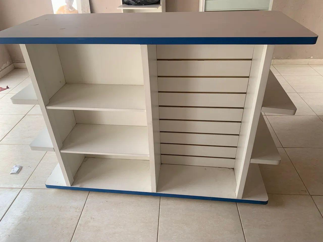 Gondola central MDF