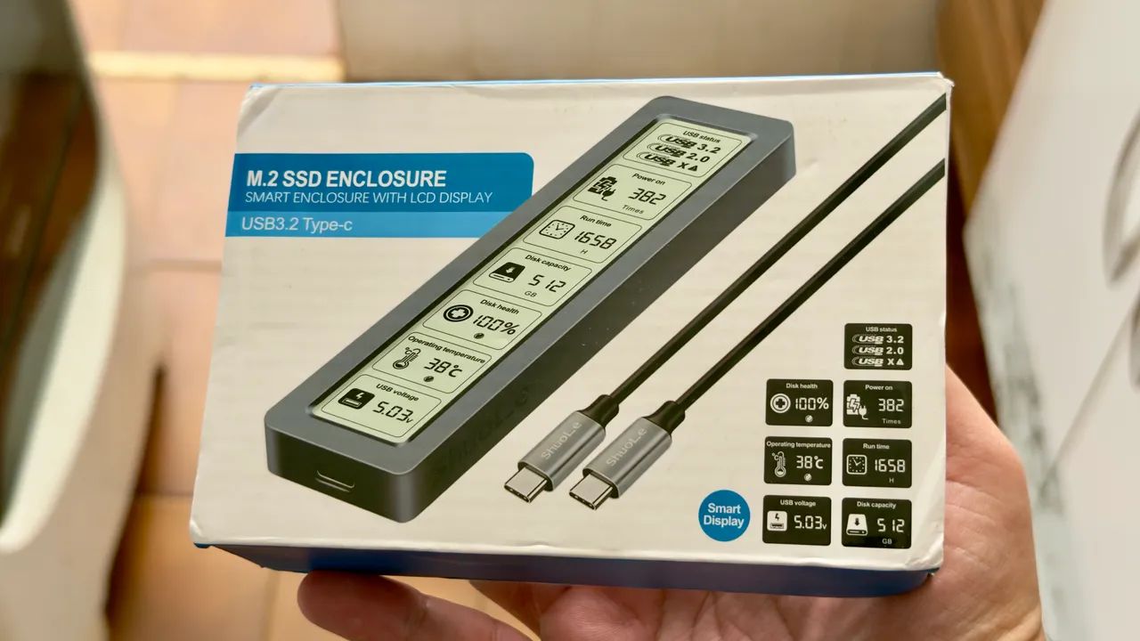 Case SSD NVME com tela