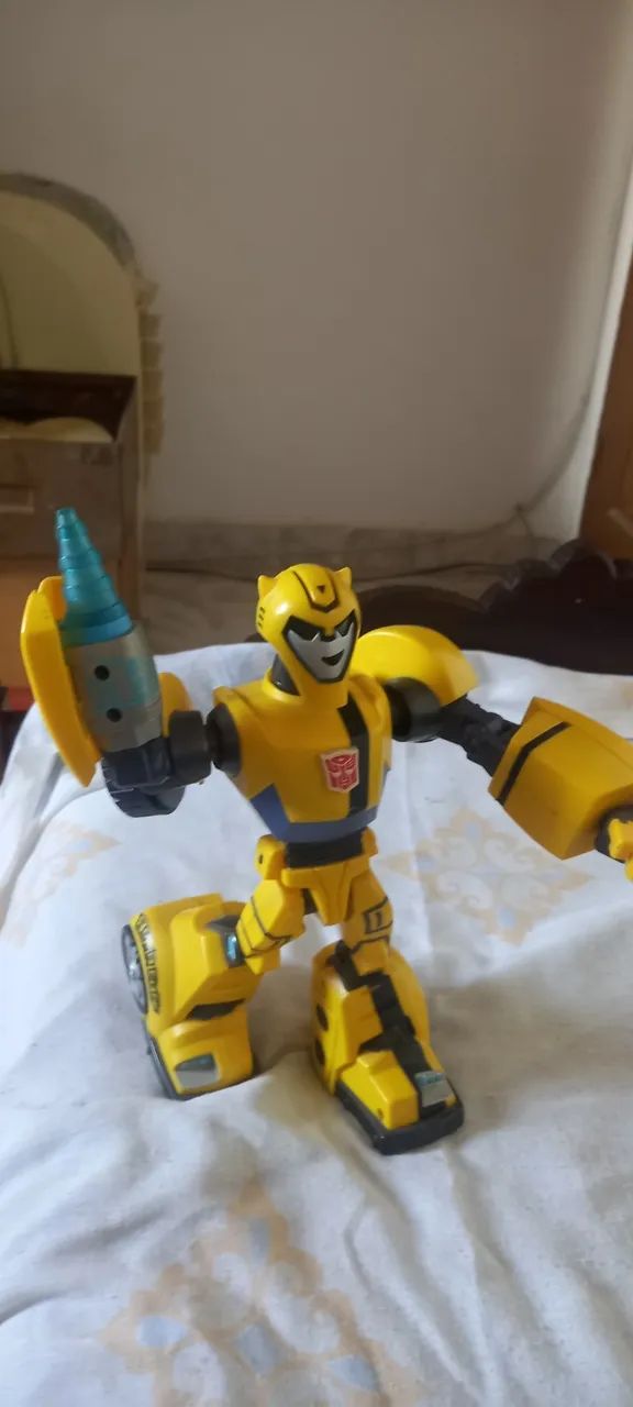 Transformers Bumblebee Animated Gigante - Foto 4