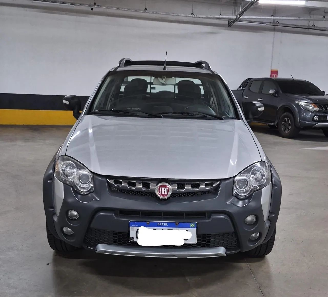 Fiat Strada Adventure 1.8/ 1.8 Locker Flex CE 2013 - Foto 2