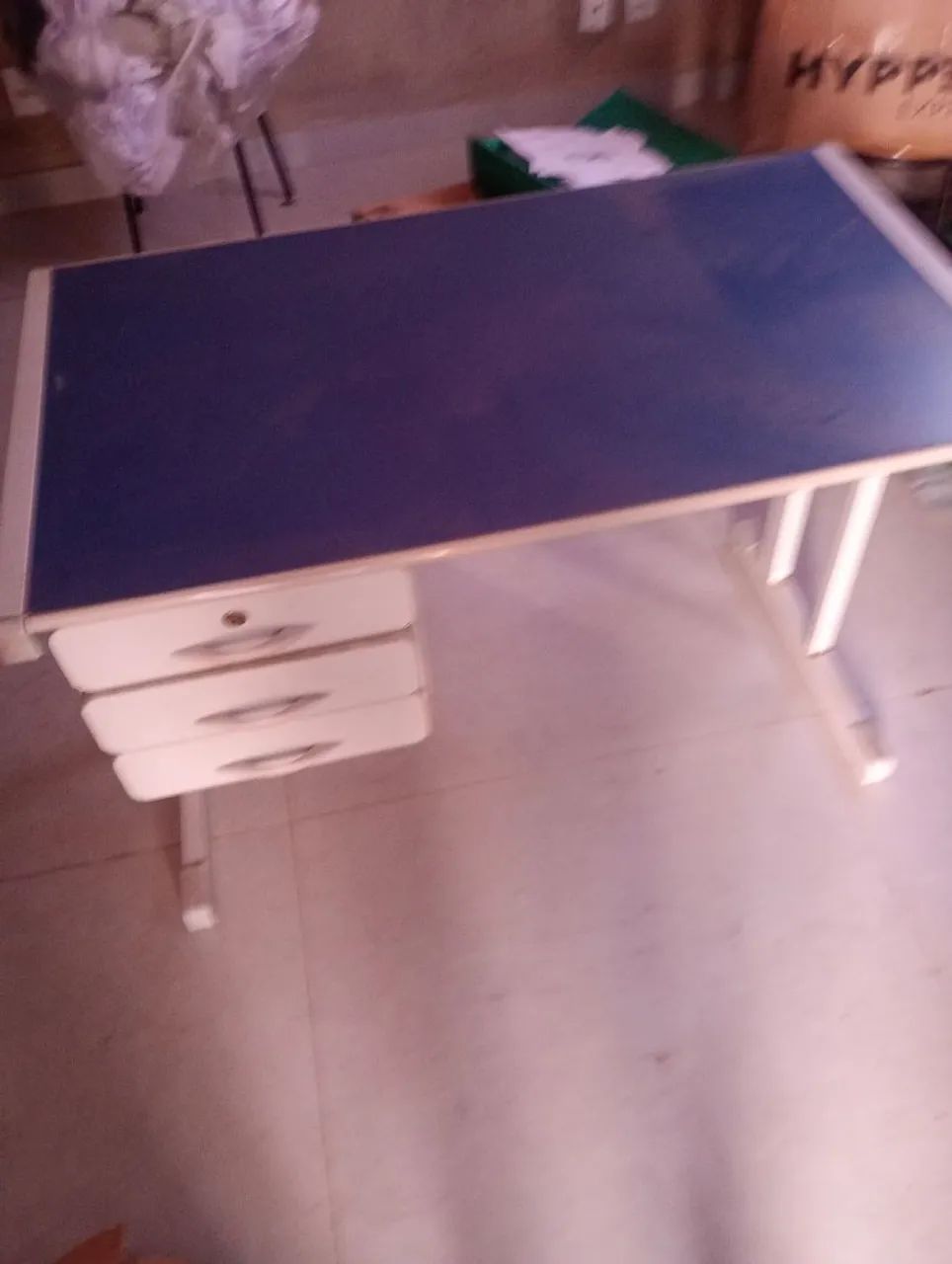 Mesa para escritório com a cadeira  - Foto 2