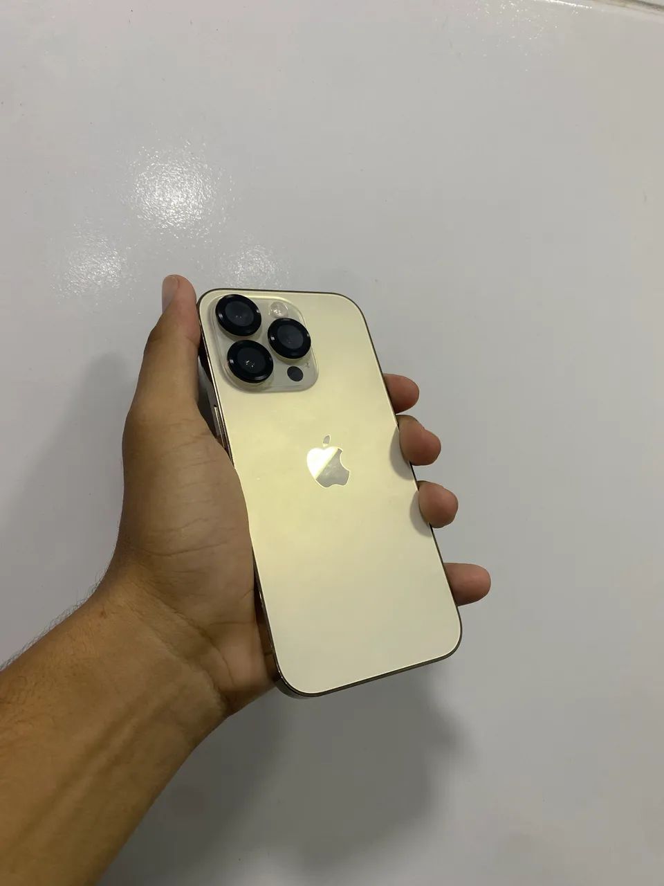 iPhone 14 Pro Dourado com garantia e nota  - Foto 3