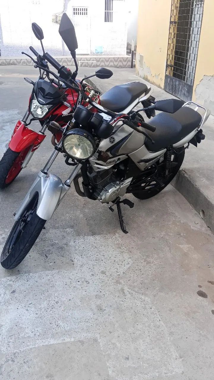 YBR 125 - Foto 3