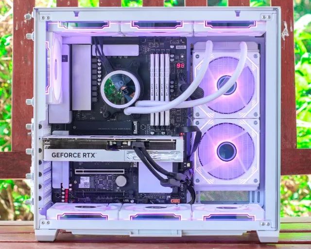 5800X - 32GB - RTX 5070 - Foto 3