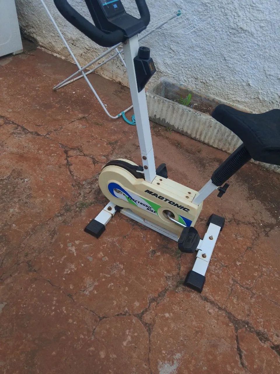 Ergométrica boa e barato pra sai logo funcionando normalmente  - Foto 2