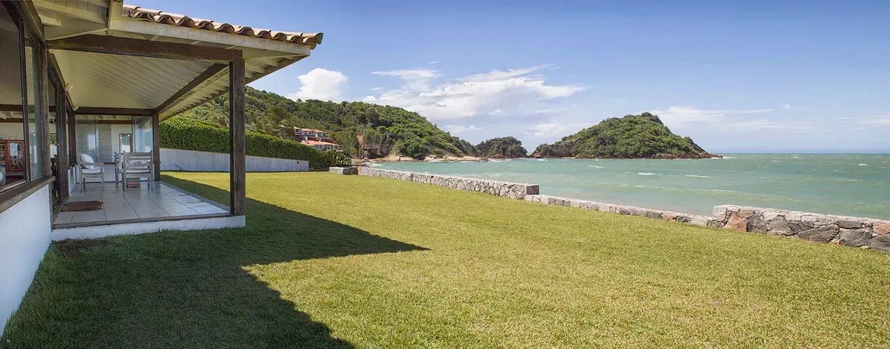 Casa para venda com 535 metros quadrados com 5 quartos - Foto 2