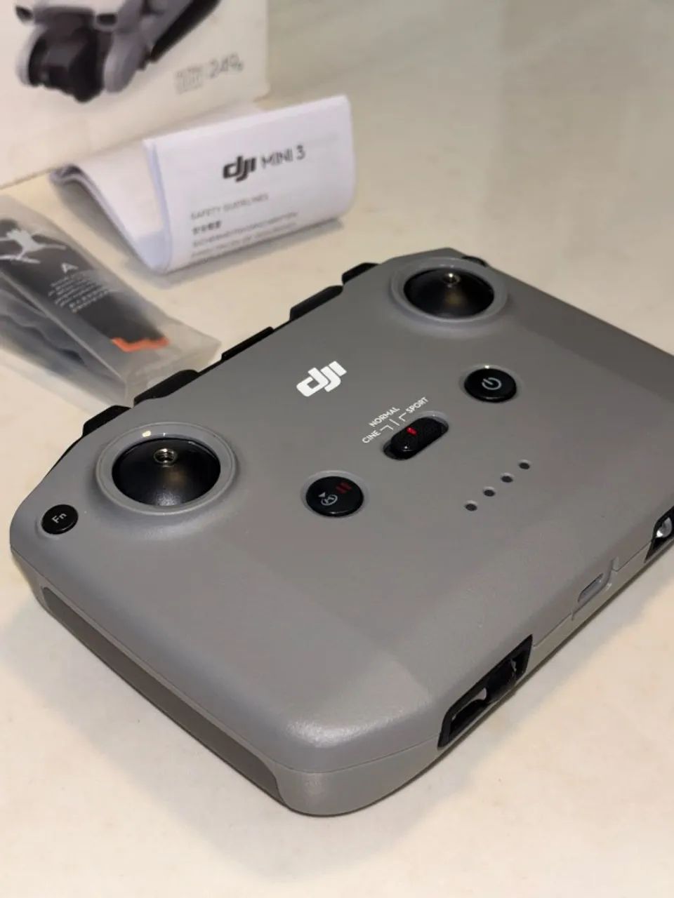 DJI Mini 3 em ótimo estado | Poucas horas de voo | Caixa e acessórios - Foto 2